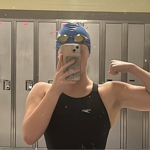 Meet your Posher, Mia